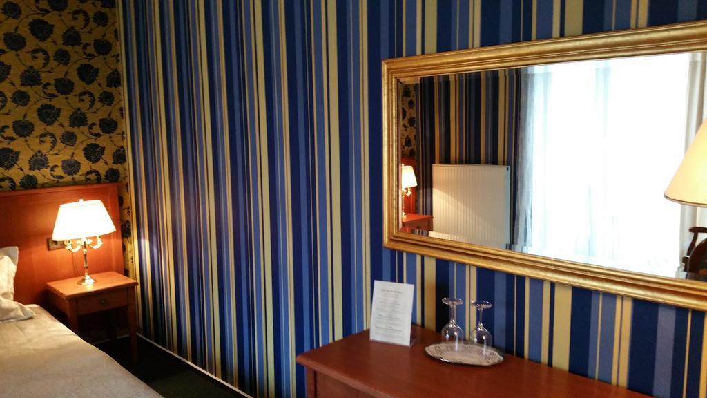 Landhaus Rebstock ヴォルムス 部屋 写真